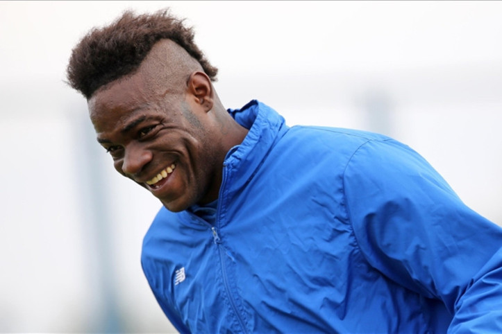 Balotelli nereden nereye: Kendini 3. Lig takımına önerdi