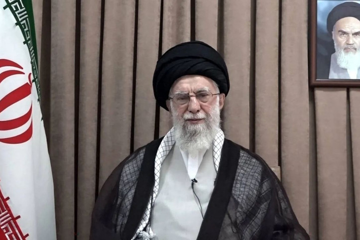 Hamaney'den ateşkes sonrası ilk açıklama