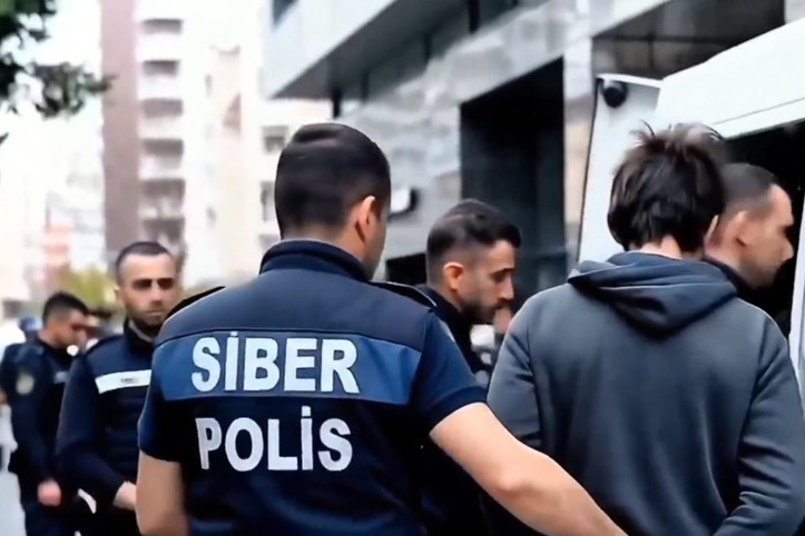 Bilişim vurgunu: 22 milyon liralık suç gelirine el konuldu