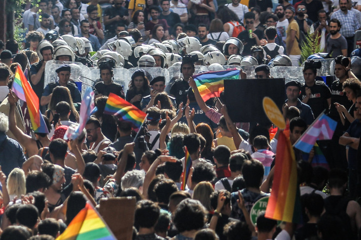 'Onur Yürüyüşü' iddianemesi kabul edildi