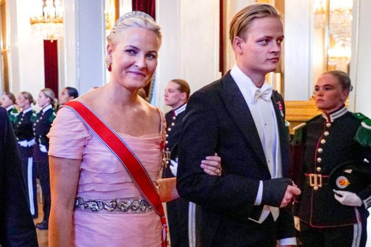 Veliaht prensin üvey oğluna cinsel saldırı suçlaması