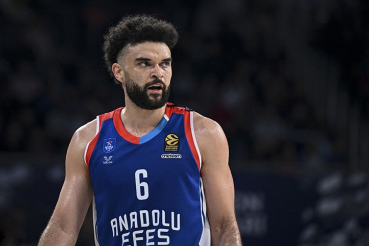 Elijah Bryant, Anadolu Efes'ten ayrıldı