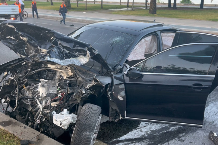 Hasar büyük: Otomobil tanınmaz hale geldi