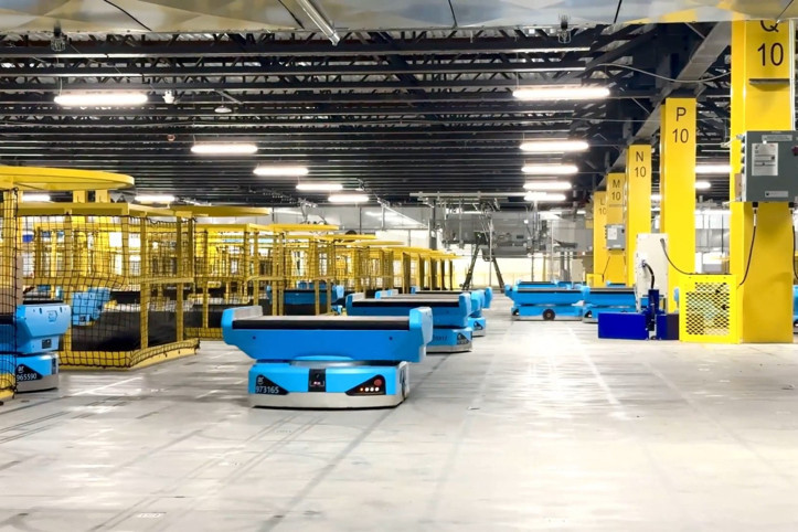 1,5 milyon çalışanı vardı, 1 milyon robotu işe aldı