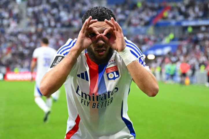 Fenerbahçe ve Galatasaray'ı karşı karşıya getirdi: Mikautadze için start verildi