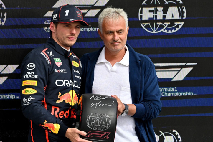 Mourinho Formula 1'in gediklisi oldu: Verstappen'e ödül verdi