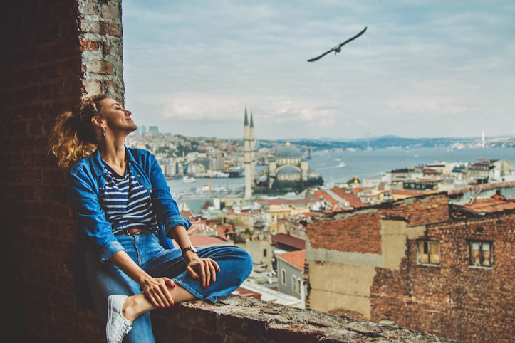 Bilim insanları "mutluluğun formülünü" çıkardı