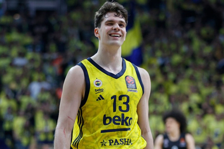Tarık Biberovic NBA'yi elinin tersiyle itti: 3 yıl daha Fenerbahçe Beko'da!