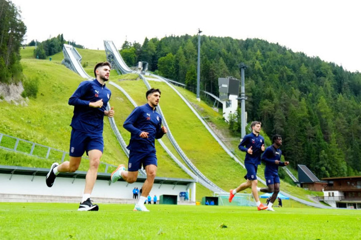 UEFA'dan Başakşehir'e geçer not!