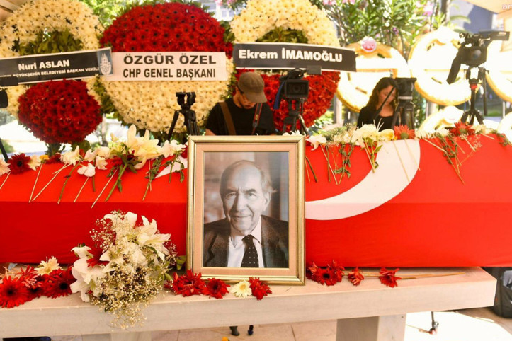 Altan Öymen son yolculuğuna uğurlandı