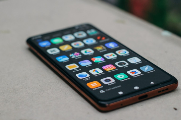 Cebinizdeki casuslar: Bu uygulamalar sizi izliyor