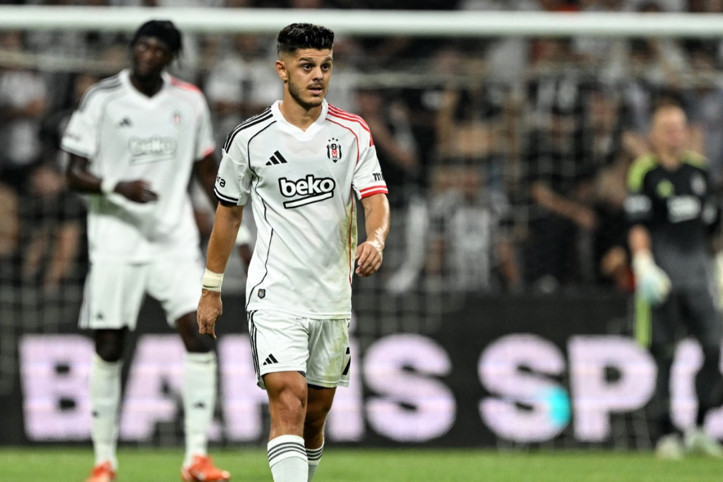 Beşiktaş'ta Sergen Yalçın sesleri: Yıldız oyuncu ıslıklandı