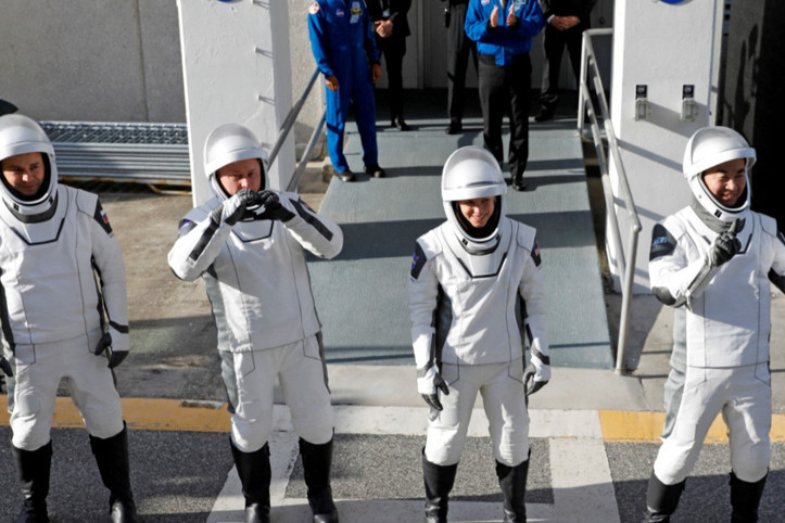 NASA ekibi uzaya 'hastalık yapan bakteri' taşıyor