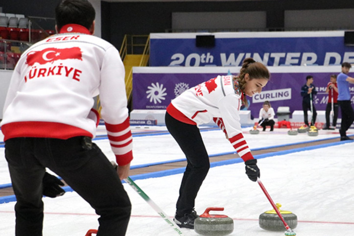 Buzda satranç bizim işimiz!