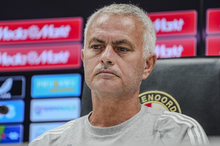 Mourinho basın toplantısında ağladı: 'Beni unut ve maçı düşün' derdi