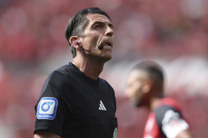 Deniz Aytekin hakemliği bırakacağı tarihi açıkladı