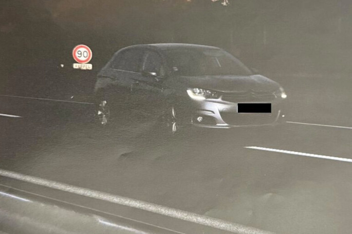 Eşini doğuma yetiştirirken yediği ceza iptal edildi