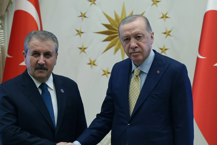 En başından beri sürece karşıydı: Erdoğan, küçük ortakla bir araya geldi