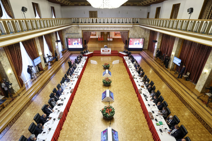 Kapılar kapanacak, tutanaklar gizli olacak, jammer çalışacak