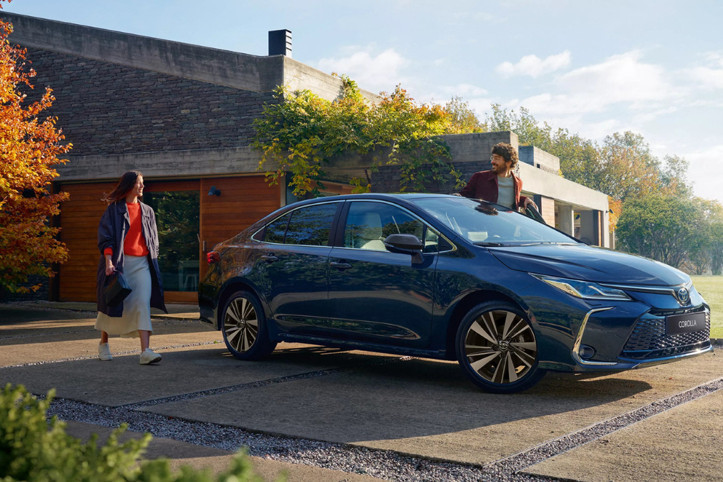 Toyota, Century’yi bağımsız bir ultra lüks markaya dönüştürüyor