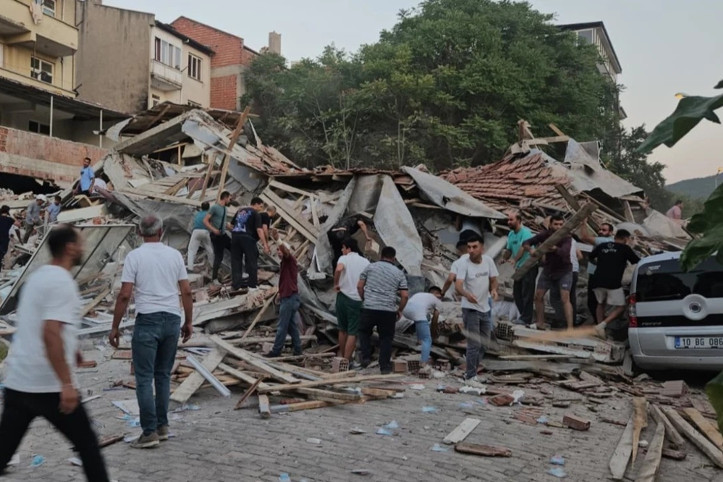 Balıkesir depreminin bilançosu belli oldu