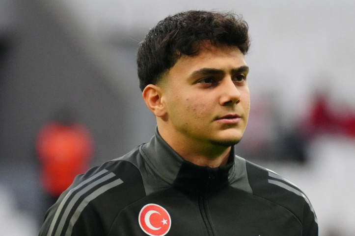 Beşiktaş'ta şok: Oyuna girdi, ilk deparda sakatlandı