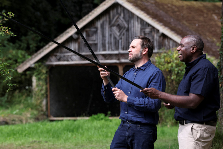 JD Vance ile balık tutan dışişleri bakanının başı belaya girdi