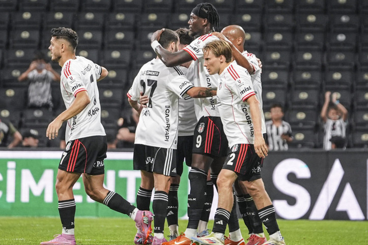 Beşiktaş, Avrupa kadrosunu değiştirdi