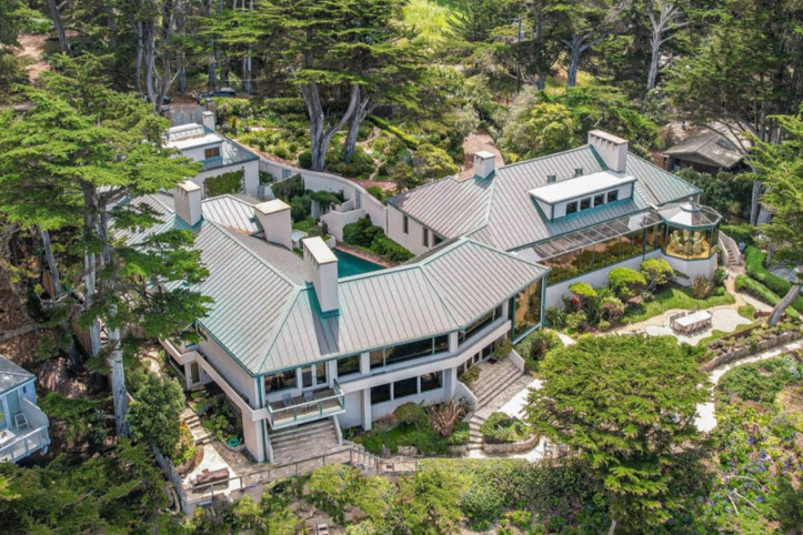 'Temel İçgüdü'deki meşhur ev rekor fiyata satışa çıktı