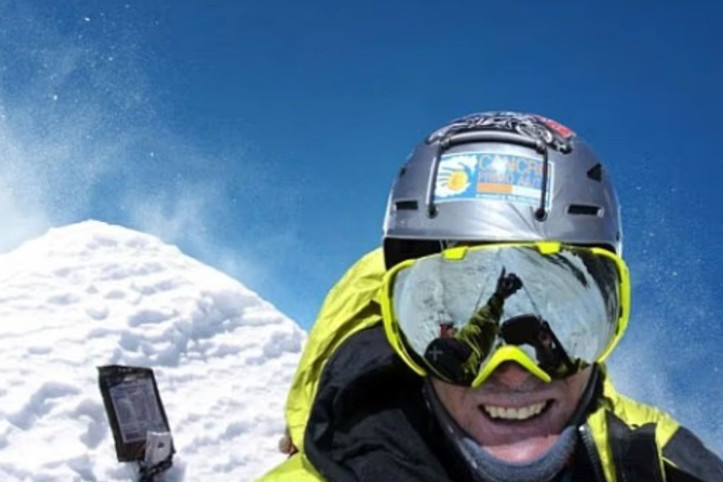 Ünlü dağcıya sahtekarlık suçlaması: Sempatik biriyim diye...