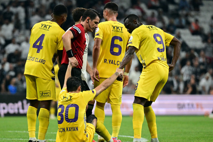 Eyüpspor'dan 4 büyükler için Olimpiyat Stadı kararı