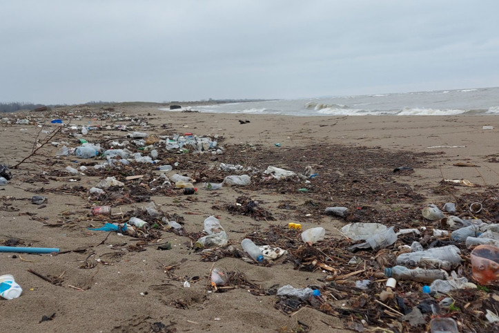 Karadeniz'de plajların yüzde 90'ı kirli