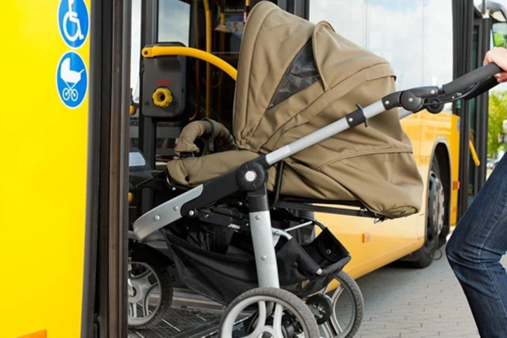 Bebek arabasıyla toplu taşımaya binilmiyordu: Anayasaya aykırı bulundu