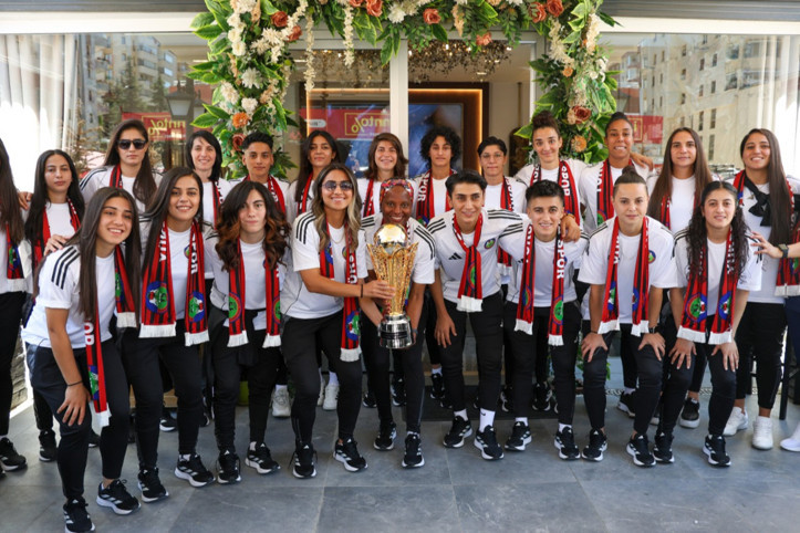 Şort giymeleri bile yasaktı... Yüksekovalı kadınlar Şampiyonlar Ligi yolunda