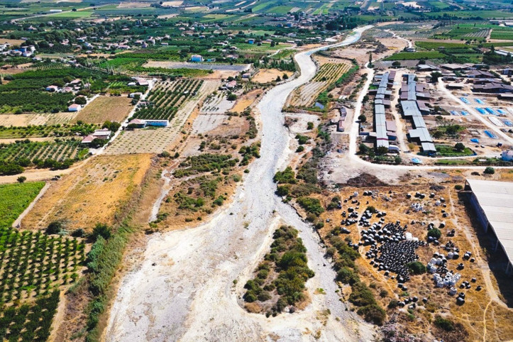 Ege'nin ikinci büyük nehri kuruma noktasına geldi
