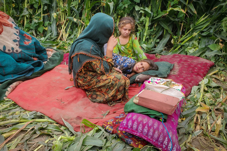 Afgan kadınlar ölüme terk edildi