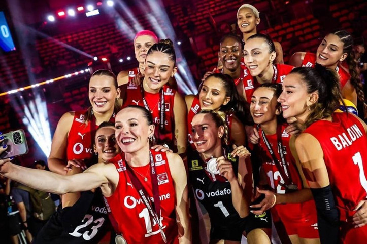 Eda Erdem: Türk voleybolu adına çok büyük bir iş çıkardık
