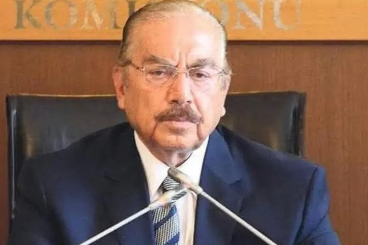 Eski Bakan Agah Oktay Güner 88 yaşında hayatını kaybetti