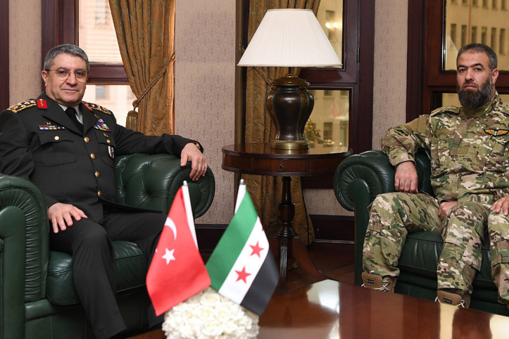 Genelkurmay Başkanı Bayraktaroğlu, Suriye Hava Kuvvetleri Komutanı Hawary'i kabul etti