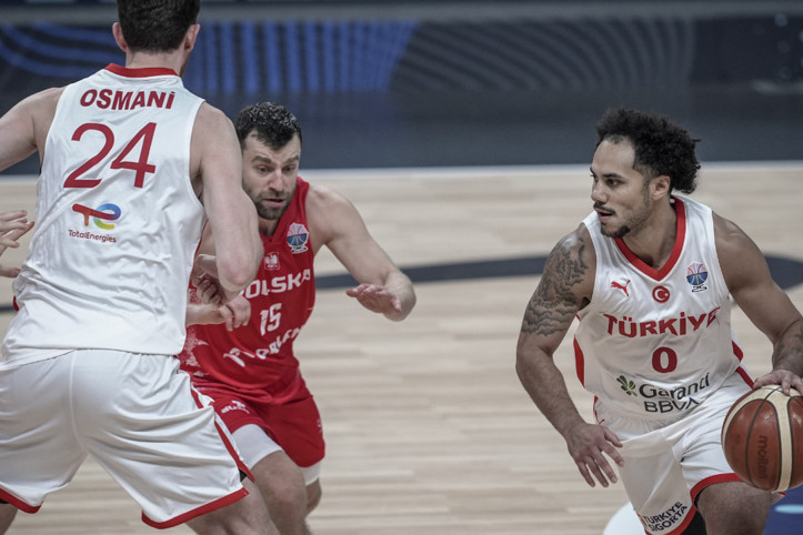 12 Dev Adam yenilmiyor: 24 yıl sonra yarı finaldeyiz!