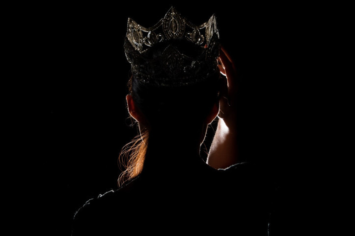 Güzellik yarışması skandalı: Tacı giyen kadınlara cinsel saldırı