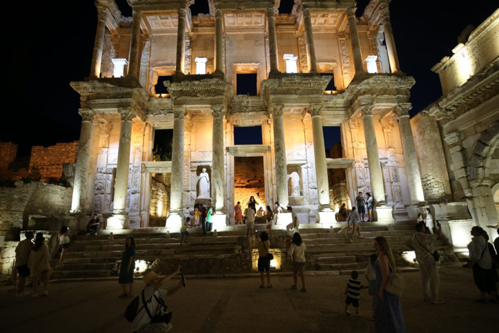 Müzelere 8 ayda 21 milyondan fazla ziyaret