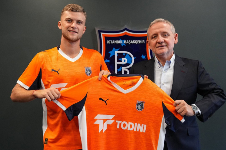 Başakşehir, Antalya'dan transfer yaptı