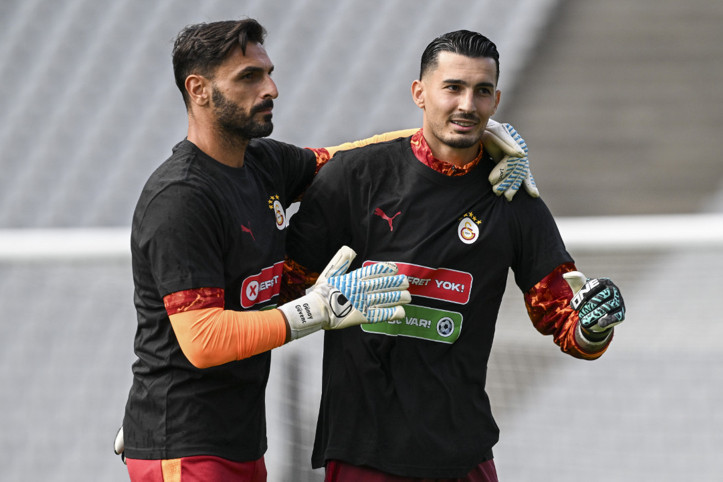 Uğurcan Çakır ve Günay Güvenç’e büyük destek