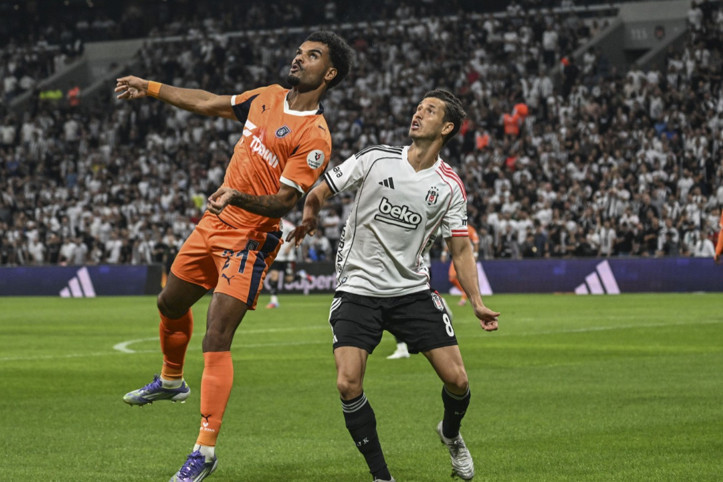 Beşiktaş'a Salih Uçan'dan kötü haber