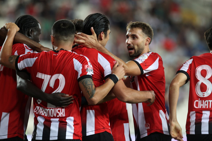 Sivasspor'un yüzü 8 maç sonra güldü