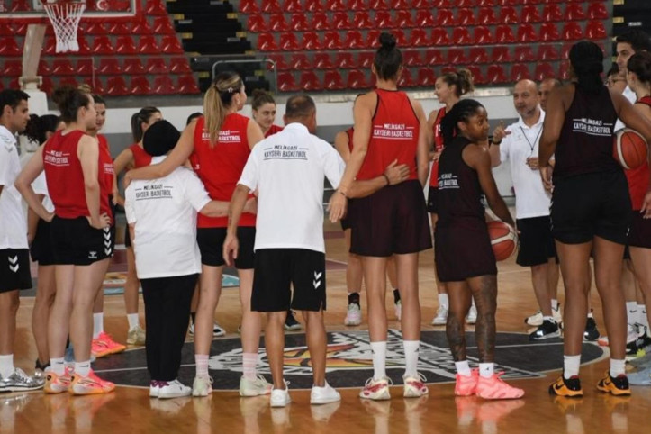 Melikgazi Kayseri Basket takımı transferi tamamladı