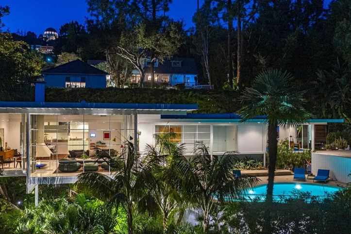 Brad Pitt'in soyulan evini ünlü oyuncu satın aldı