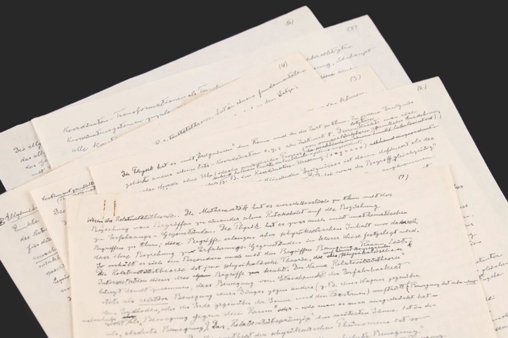 Einstein'ın yarım kalan makalesi 8 milyon TL'ye alıcı bulabilir