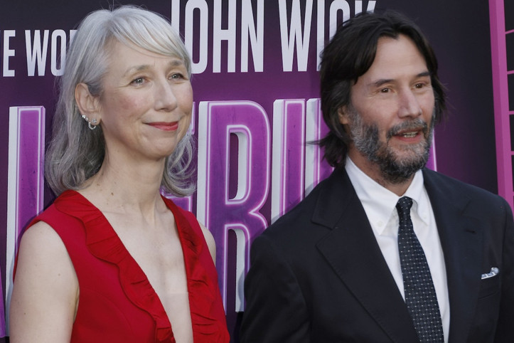 Evlendikleri iddia edilmişti: Ünlü sanatçıdan açıklama geldi